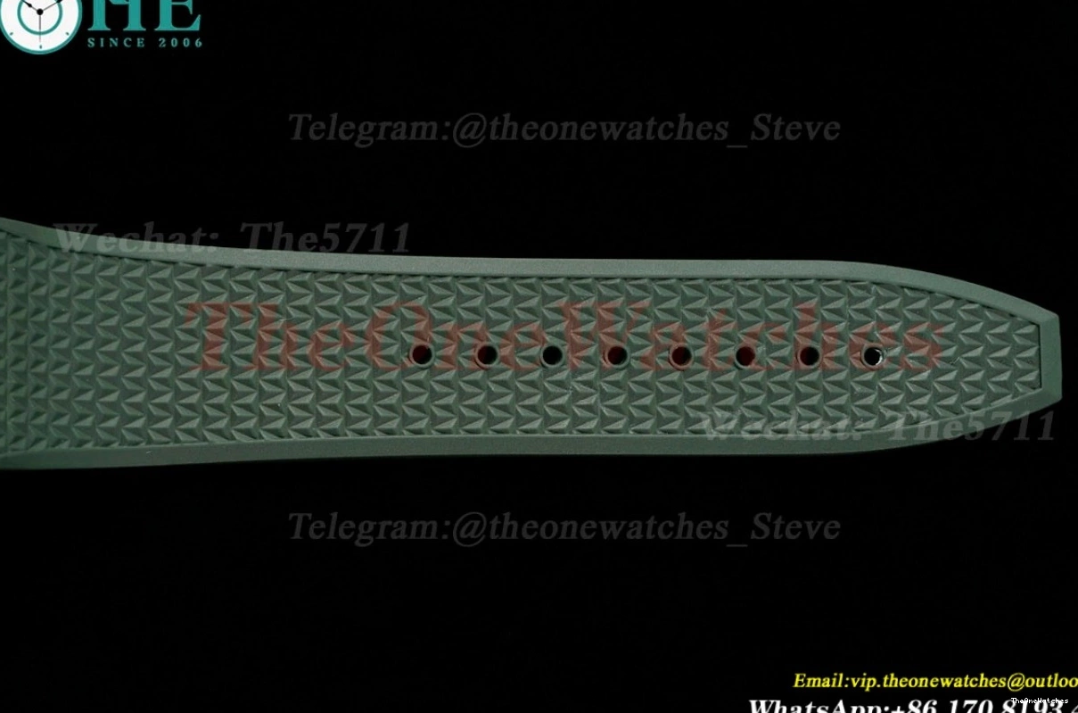 Overseas 5520V RU Dial 8F A7750 Green 41mm SS Mod 0309